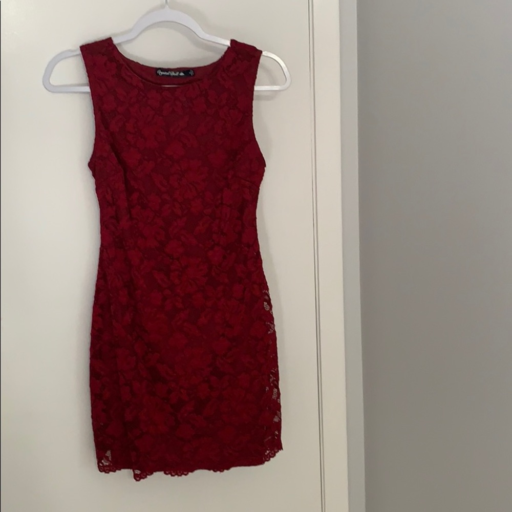 short red skin tight dress